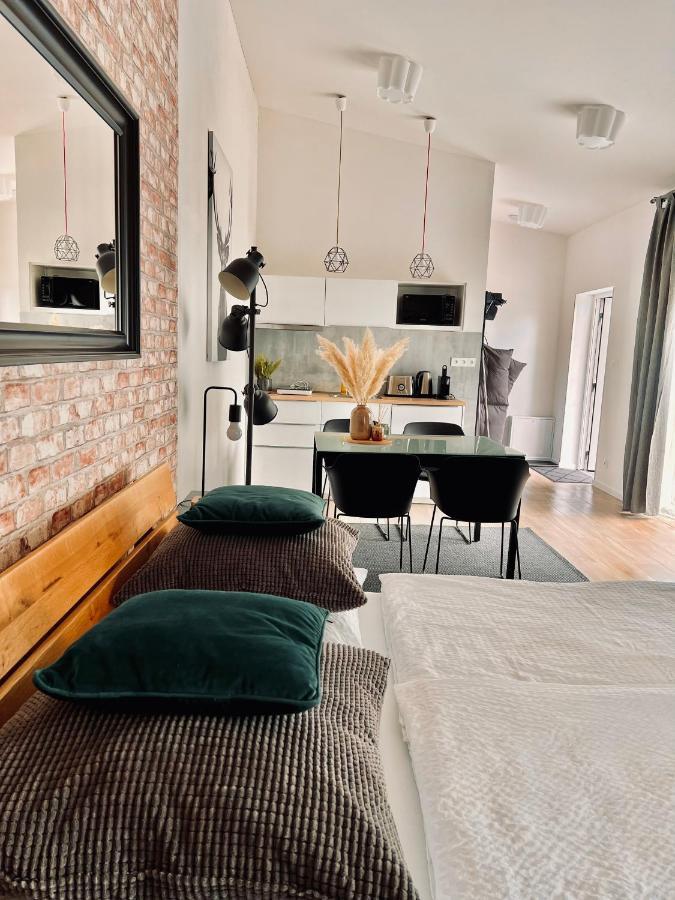 Apartmany Benesov Benesov nad Ploucnici Buitenkant foto