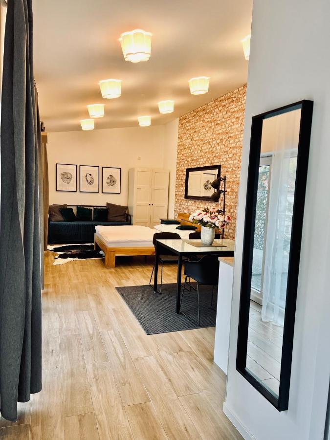 Apartmany Benesov Benesov nad Ploucnici Buitenkant foto