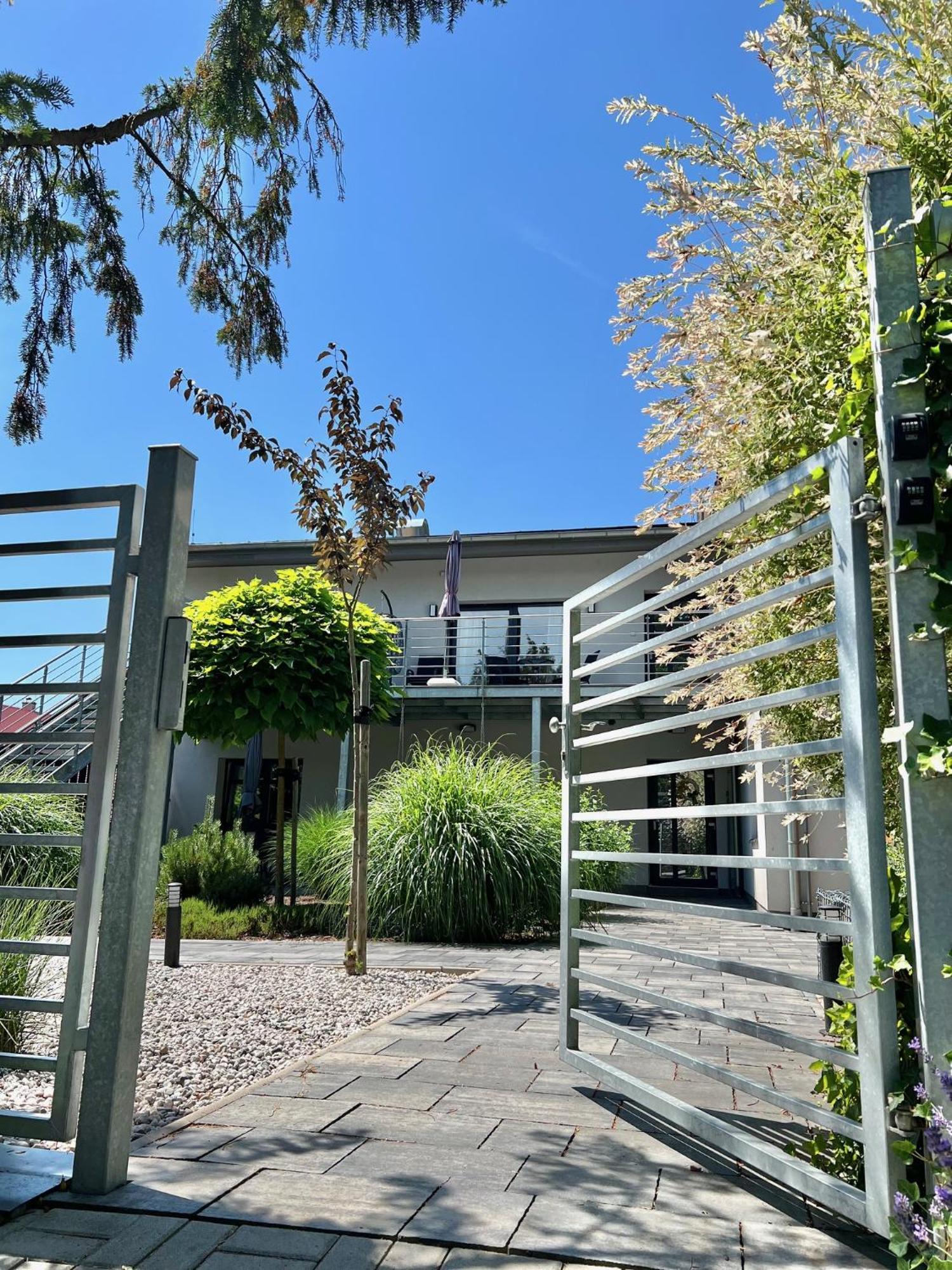 Apartmany Benesov Benesov nad Ploucnici Buitenkant foto